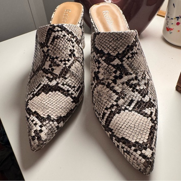 Roho by Joyce Adria snakeskin pointed toe heeled mule - Picture 5 of 8